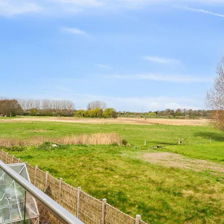 Hébergement de vacances Sea And Meadow Views Space And Calm
